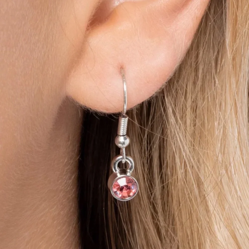 🌸💎🌸 “GARDEN MY SPARKLE” FLORAL PINK NECKLACE WITH RHINESTONES ~ PAPARAZZI❗️🌸💎🌸 - Picture 4 of 7